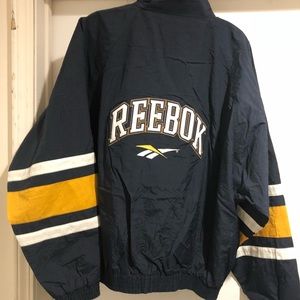 Vintage 90s Reebok windbreaker large spell out